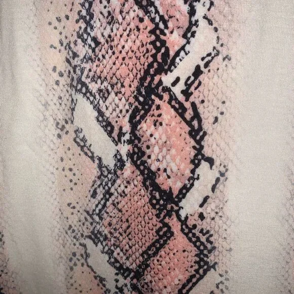 Super soft snake print top - Picture 5 of 5